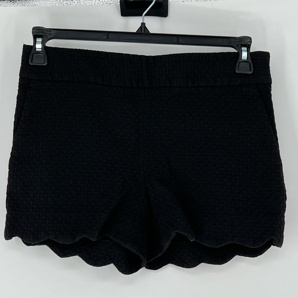 LOFT THE RIVIERA SHORT BLACK SHORT W/SCALLOPED HEM‎ LEFT SIDE ZIPPER 2 POCKETS